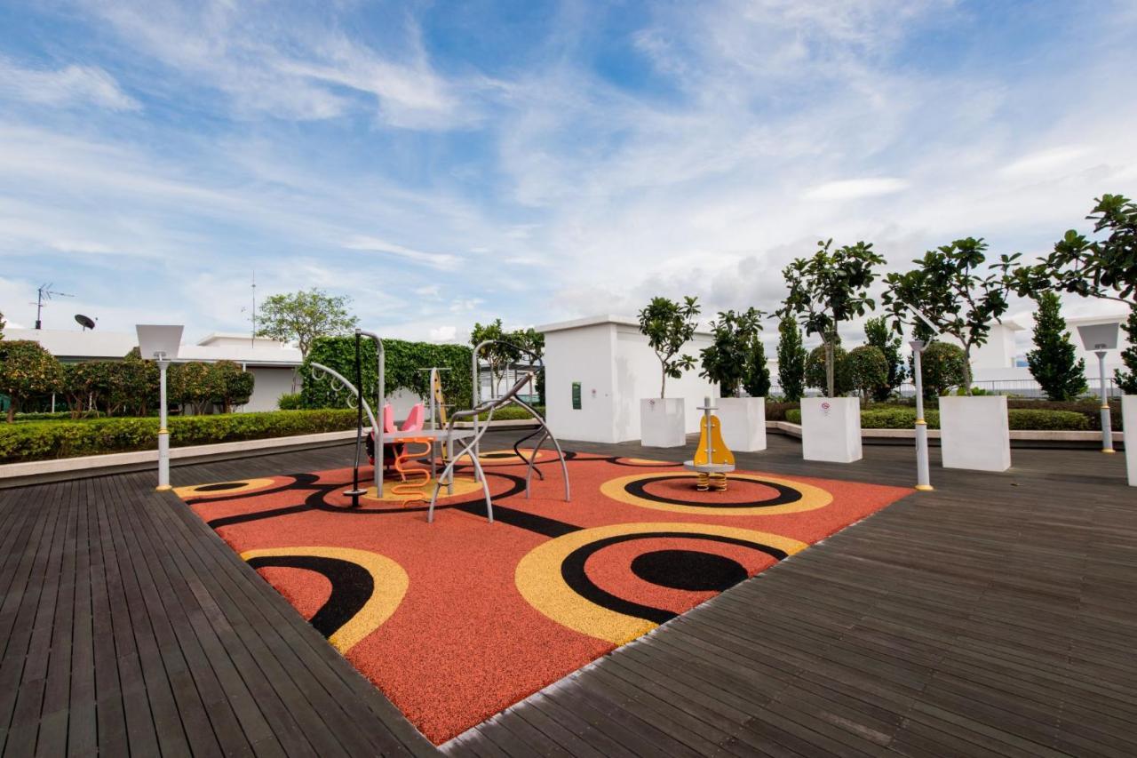 Sutera Avenue Toons Suites By Pinstay Kota Kinabalu Exteriör bild